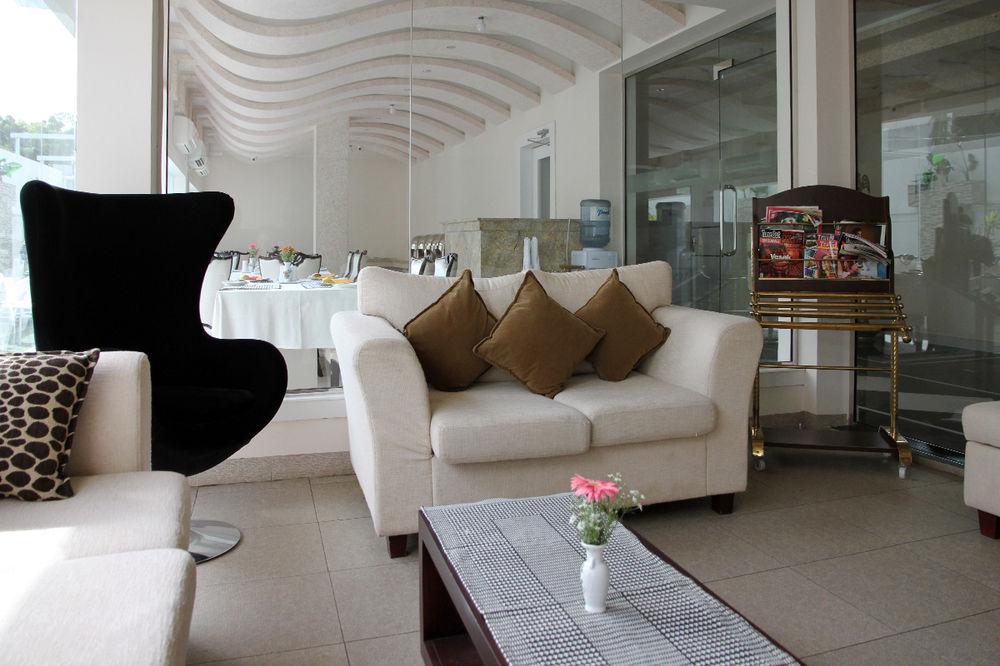 Royal Castle Hotel Negombo Kültér fotó