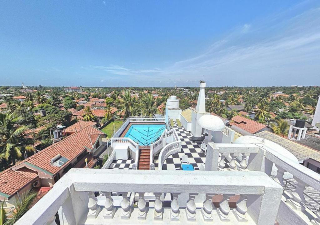 Royal Castle Hotel Negombo Kültér fotó