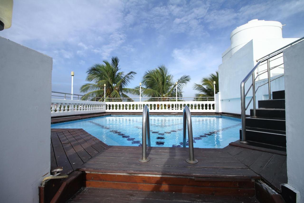 Royal Castle Hotel Negombo Kültér fotó